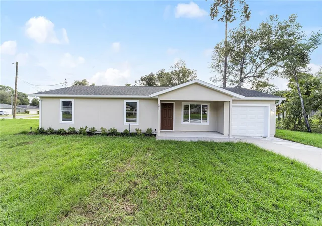 2nd image of 34 Maple Ln, Ocklawaha, FL 32179 | MLS# O6428308