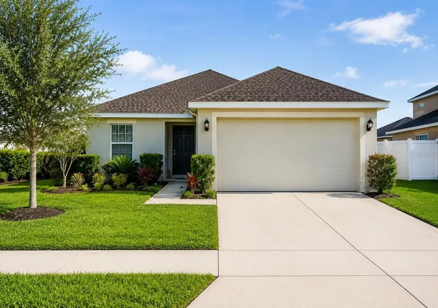 Photo 1 of Single family home for sale at 413 Sierra Mike Blvd, Lake Alfred, FL 33850 | MLS# S5154459 | Listing updated on 2026-10-06
