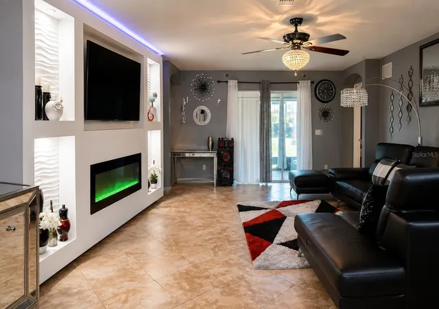 Photo 3 of Single family home for sale at 413 Sierra Mike Blvd, Lake Alfred, FL 33850 | MLS# S5154459 | Listing updated on 2026-10-06