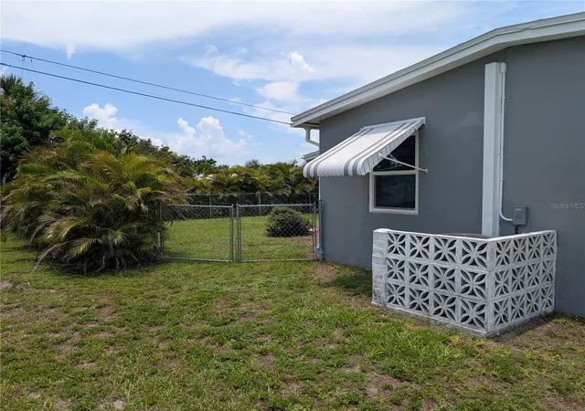 Photo 4 of Single family home for sale at 22311 Midway Blvd, Port Charlotte, FL 33952 | MLS# C7528853 | Listing updated on 2026-08-28