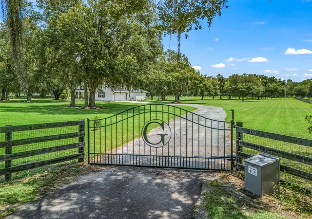 2nd image of 1539 Se 34th Wy, Sumterville, FL 33585 | MLS# OM729236