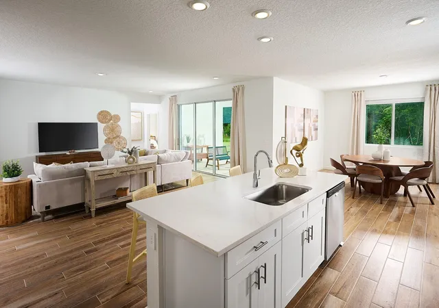 Photo 3 of Sale Pending at 98 Tequesta Ct, Palm Coast, FL 32137 | MLS# TB8533011 | Listing updated on 2026-10-28