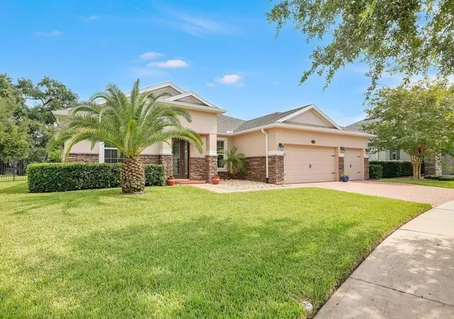 1st image of 105 E Cherry Pl, Deland, FL 32724 | MLS# O6428349