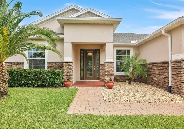 4th image of 105 E Cherry Pl, Deland, FL 32724 | MLS# O6428349