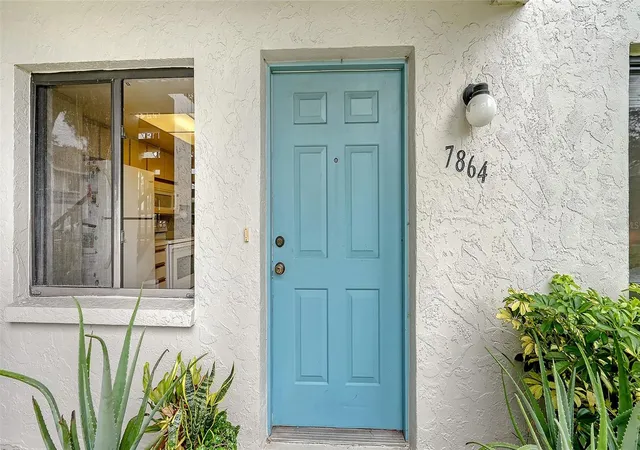 2nd image of 7864 Eagle Creek Dr #7864, Sarasota, FL 34243 | MLS# A4701135