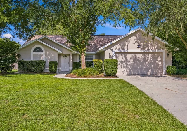 Photo 1 of Single family home for sale at 500 Ne 52nd Court, Ocala, FL 34470 | MLS# OM729240 | Listing updated on 2026-08-29
