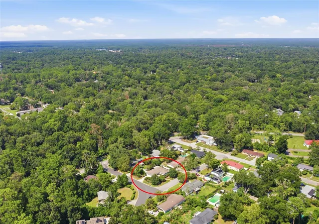 Photo 4 of Single family home for sale at 2138 NW 30th Place, Gainesville, FL 32605 | MLS# GC542249 | Listing updated on 2026-09-19