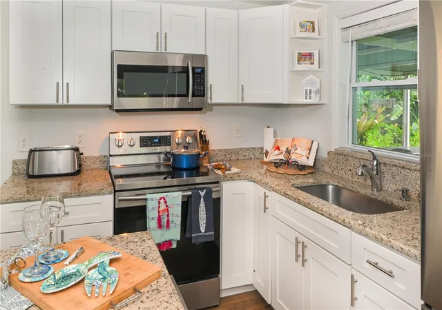 Photo 3 of Sale Pending at 621 Mehlenbacher Rd, Belleair Bluffs, FL 33770 | MLS# TB8533047 | Listing updated on 2026-09-02