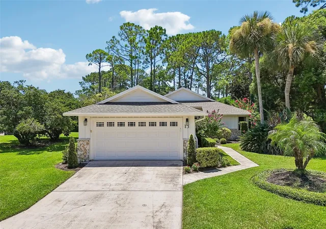Photo 1 of Single family home for sale at 13 Jasmine Run, Ormond Beach, FL 32174 | MLS# FC320227 | Listing updated on 2026-09-16