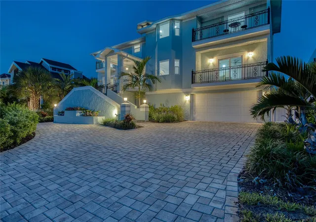 Photo 1 of Single family home for sale at 289 8th Avenue N, Tierra Verde, FL 33715 | MLS# TB8533063 | Listing updated on 2026-10-11