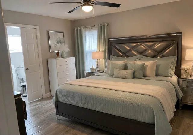 Photo 3 of Sale Pending at 15200 Sw 60th Circle, Ocala, FL 34473 | MLS# O6428395 | Listing updated on 2026-08-11