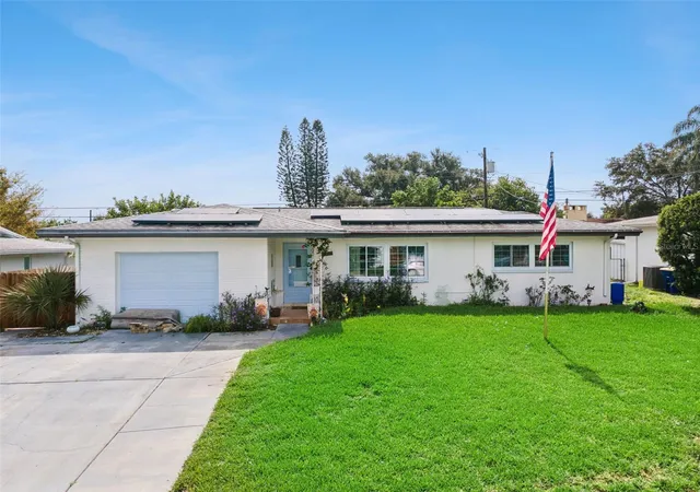 Photo 1 of Single family home for sale at 1247 S San Remo Ave, Clearwater, FL 33756 | MLS# O6428396 | Listing updated on 2026-08-11