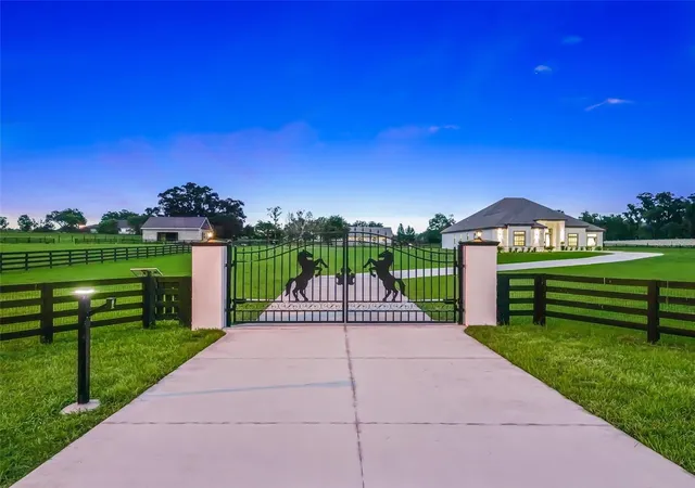 Photo 4 of Single family home for sale at 7041 NE 22nd Court Rd, Ocala, FL 34479 | MLS# OM729248 | Listing updated on 2026-10-04