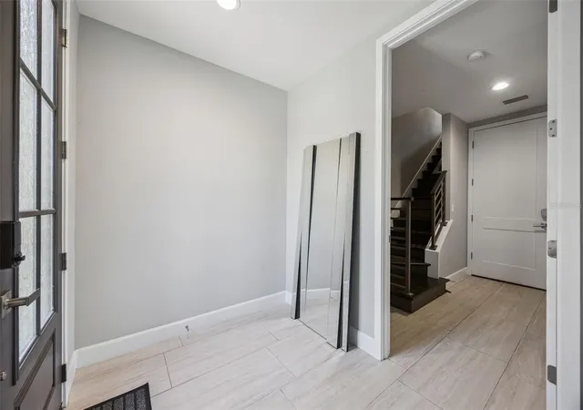 Photo 3 of Townhouse for sale at 484 W Plant St, Winter Garden, FL 34787 | MLS# O6428419 | Listing updated on 2026-08-01