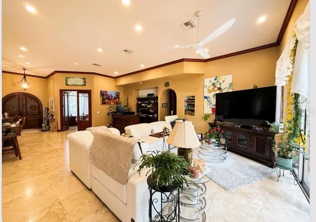 5th image of 4205 Cremona Ct, Sebring, FL 33872 | MLS# TB8533093
