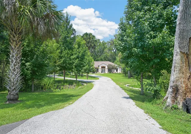 Photo 3 of Single family home for sale at 19040 Nw 88th Avenue Rd, Reddick, FL 32686 | MLS# G5115590 | Listing updated on 2026-07-31
