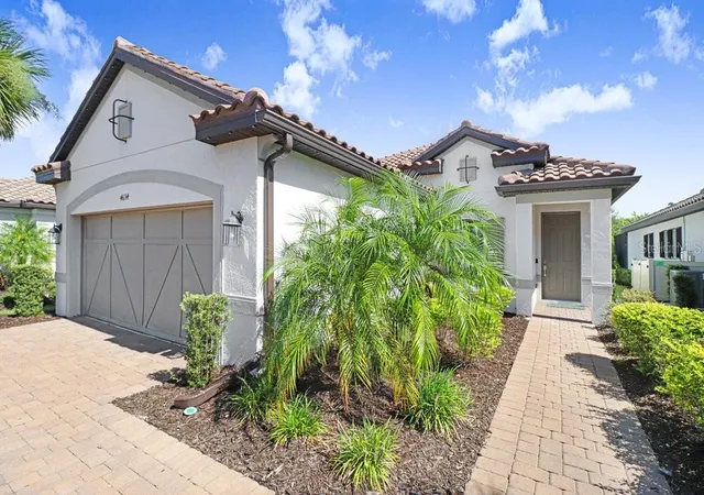 1st image of 4634 Crestpoint Wy, Palmetto, FL 34221 | MLS# A4701167
