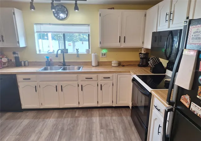 Photo 4 of Single family home for sale at 3755 SE 139th Street, Summerfield, FL 34491 | MLS# TB8533111 | Listing updated on 2026-09-05
