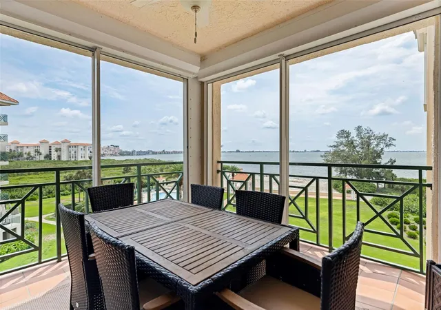2nd image of 4737 Dolphin Cay Ln S #401, Saint Petersburg, FL 33711 | MLS# TB8533120