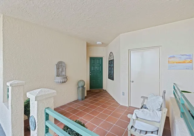 3rd image of 4737 Dolphin Cay Ln S #401, Saint Petersburg, FL 33711 | MLS# TB8533120