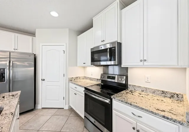 Photo 3 of Single family home for sale at 4366 Silver Crk St, Kissimmee, FL 34744 | MLS# O6428451 | Listing updated on 2026-09-26