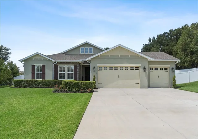 Photo 1 of Single family home for sale at 2336 Zaltana Cir, Minneola, FL 34715 | MLS# O6428457 | Listing updated on 2026-09-13