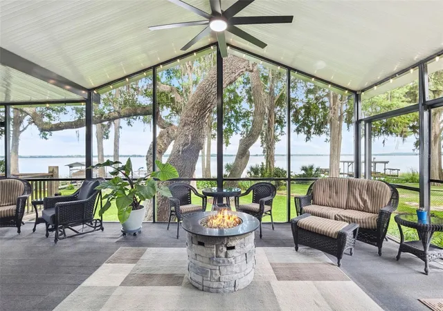 Photo 3 of Single family home for sale at 1000 N Lakeshore Blvd, Howey In The Hills, FL 34737 | MLS# O6428479 | Listing updated on 2026-08-24