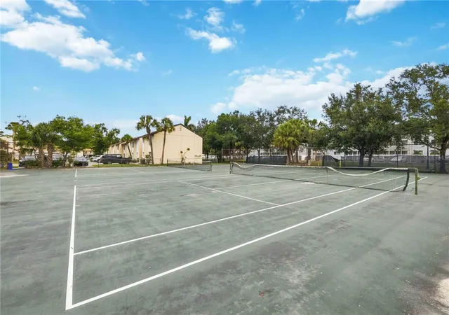 2nd image of 2752 Hidden Lake Blvd, SARASOTA, FL 34237