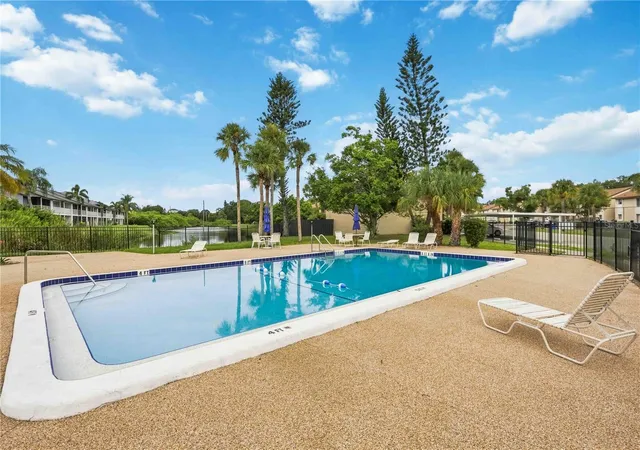 29th image of 2752 Hidden Lake Blvd #C, Sarasota, FL 34237 | MLS# A4701182