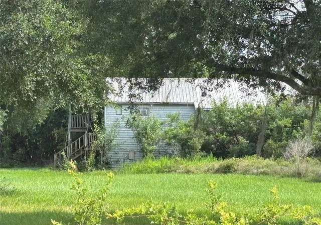 Photo 4 of Single family home for sale at 4670 Anderson Rd, Kissimmee, FL 34746 | MLS# O6428490 | Listing updated on 2026-08-09