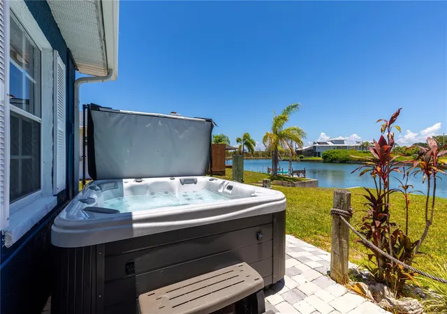 5th image of 3388 Oleander Dr, Hernando Beach, FL 34607 | MLS# W7888020
