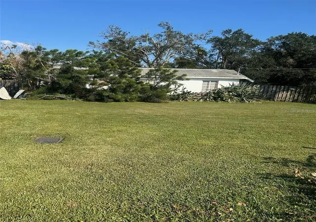 Photo 1 of Single family home for sale at 605 N Bradford Ave, Tampa, FL 33609 | MLS# TB8533164 | Listing updated on 2026-07-30