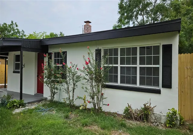 Single family home for sale at 1304 Hillcrest Dr, DAYTONA BEACH, FL 32114 | MLS# V4950423