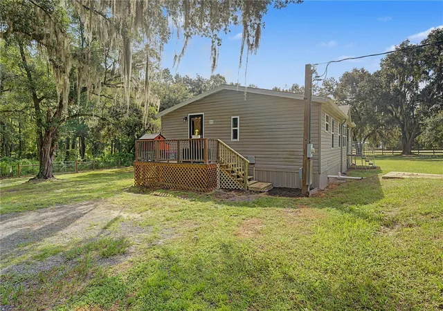 Manufactured home for sale at 3935 Ewell Rd, LAKELAND, FL 33811 | MLS# TB8533183