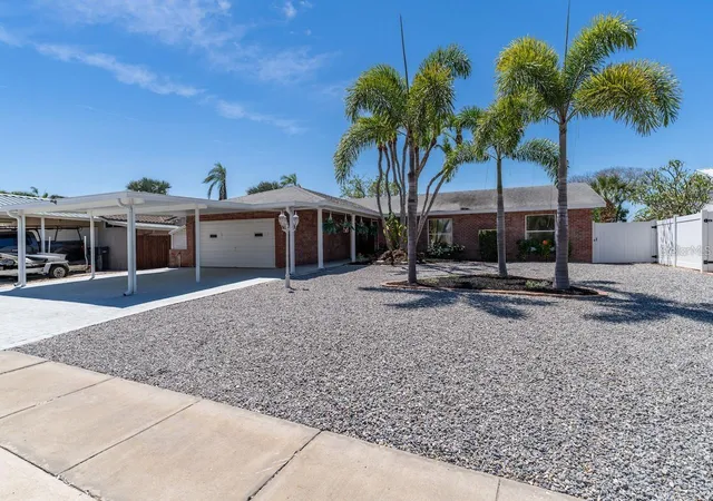 3rd image of 6512 King Palm Wy, Apollo Beach, FL 33572 | MLS# TB8533192