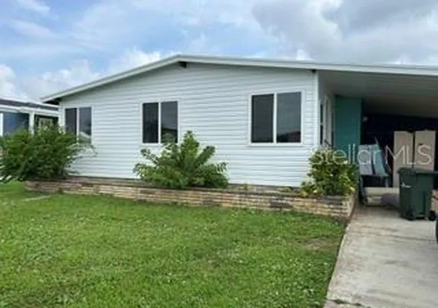 2nd image of 263 Mariner Dr, North Port, FL 34287 | MLS# D6148216