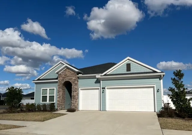 Photo 1 of Single family home for sale at 9332 Sw 58th Circle, Ocala, FL 34476 | MLS# OM729272 | Listing updated on 2026-10-08