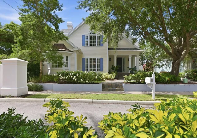 1st image of 1798 Lincoln Park Cir, Sarasota, FL 34236 | MLS# A4701211