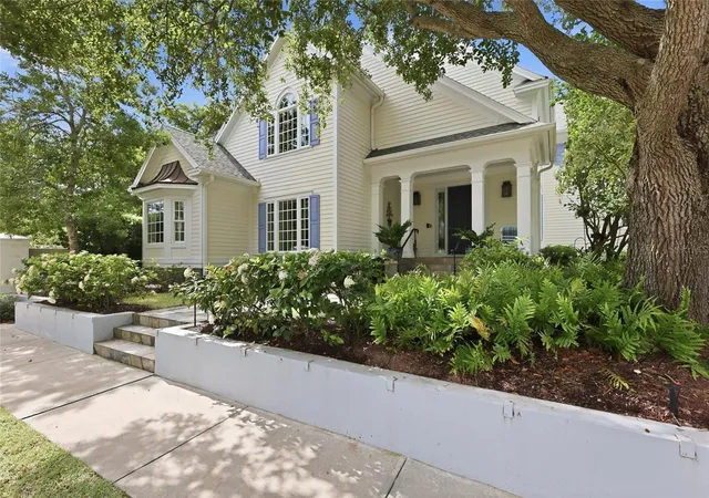 3rd image of 1798 Lincoln Park Cir, Sarasota, FL 34236 | MLS# A4701211