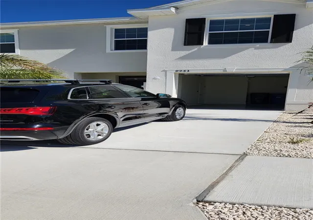 Photo 1 of Townhouse for sale at 9241 Rock Harbour Way, Tampa, FL 33637 | MLS# O6428560 | Listing updated on 2026-09-30