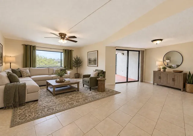 Photo 3 of Condo for sale at 1068 Lotus Pkwy #815, Altamonte Springs, FL 32714 | MLS# O6428564 | Listing updated on 2026-09-20