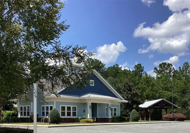 Photo 4 of Single family home for sale at 149 SW Bellflower Dr, Lake City, FL 32024 | MLS# GC542262 | Listing updated on 2026-07-30
