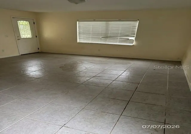 Photo 2 of Single family home for sale at 107 Woodlawn Rd, Satsuma, FL 32189 | MLS# O6428566 | Listing updated on 2026-07-30