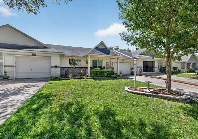 Photo 3 of Single family home for sale at 9690 Sw 95th Terrace #B, Ocala, FL 34481 | MLS# OM729275 | Listing updated on 2026-09-24