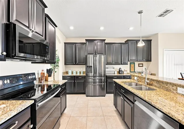 Photo 3 of Single family home for sale at 12335 Ballentrae Forest Dr, Riverview, FL 33579 | MLS# TB8533219 | Listing updated on 2026-09-21