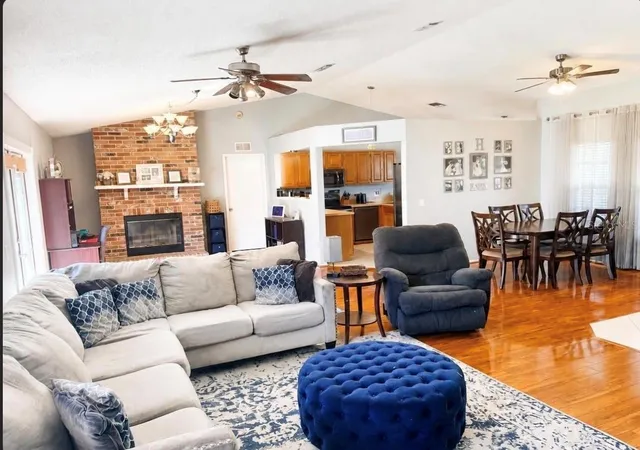 Photo 3 of Single family home for sale at 561 Astoria Dr, Deland, FL 32724 | MLS# V4950430 | Listing updated on 2026-09-28