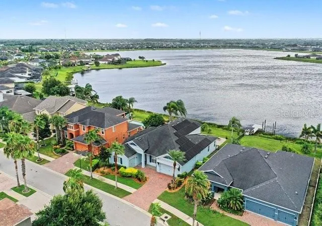 3rd image of 11323 Lake Lucaya Dr, Riverview, FL 33579 | MLS# TB8533229