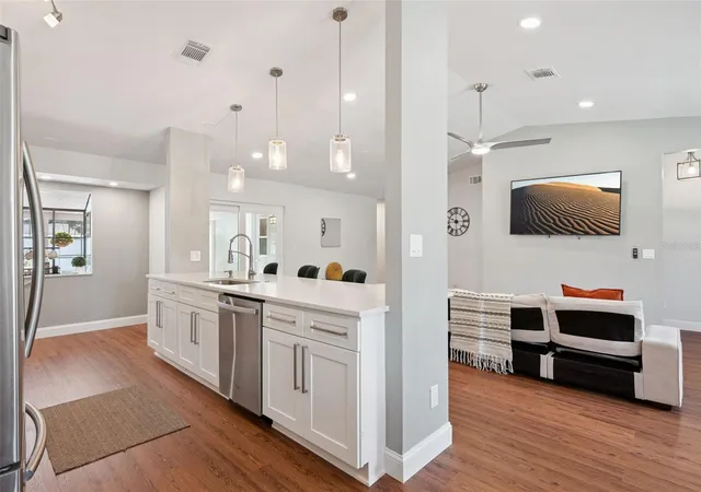Photo 4 of Single family home for sale at 8714 Hl Pine Rd, Orlando, FL 32825 | MLS# O6428581 | Listing updated on 2026-08-11