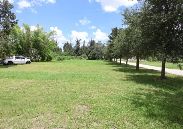 Photo 4 of Single family home for sale at 3250 Taylor Rd, Punta Gorda, FL 33950 | MLS# C7528887 | Listing updated on 2026-07-31