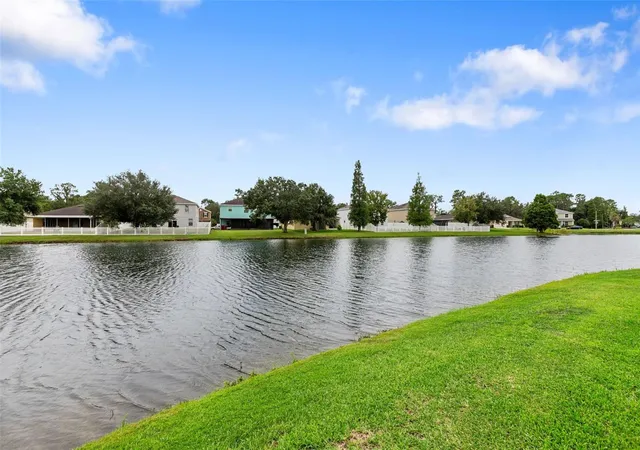 2nd image of 2616 Walden Woods Dr, Plant City, FL 33566 | MLS# G5115609